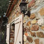 Domaine Du Mas De Peyres Appartement