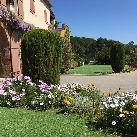 Domaine Du Mas De Peyres