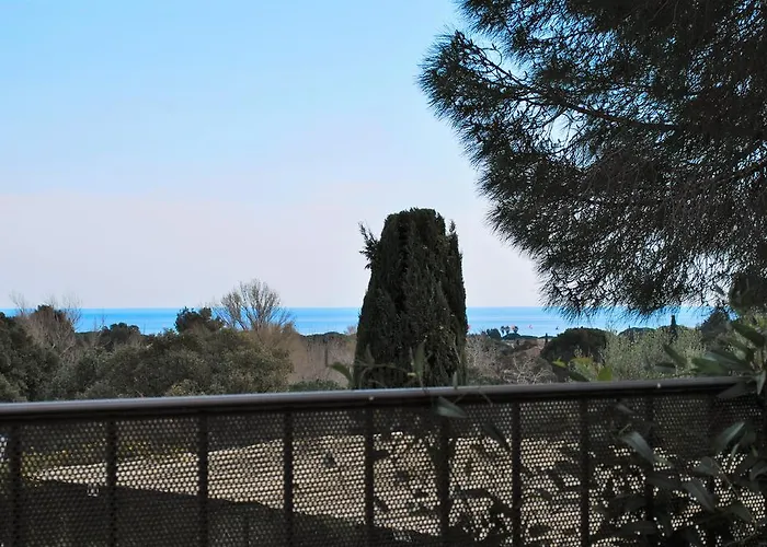 Domaine Du Mas De Peyres Apartment Cavalaire-sur-Mer